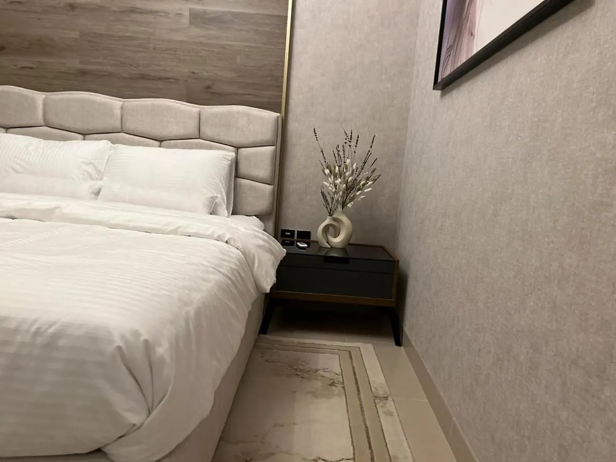 Exclusive 2 Bedroom Luxury Apartment In Sobha Creek Vistas Dubai