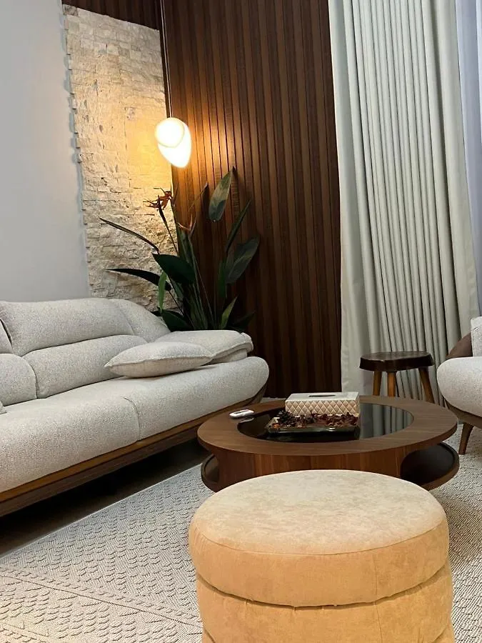 Exclusive 2 Bedroom Luxury Apartment In Sobha Creek Vistas Dubaj